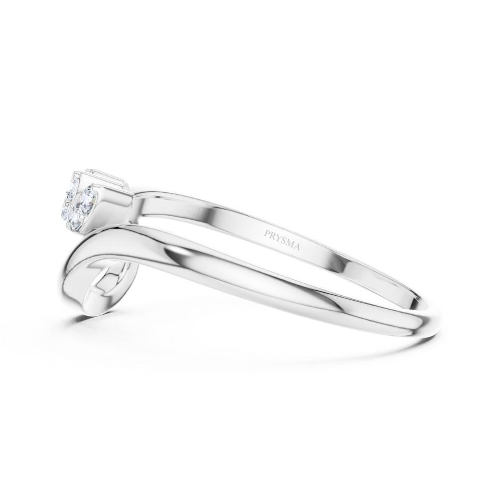 Elegant Leaf Wave Ring