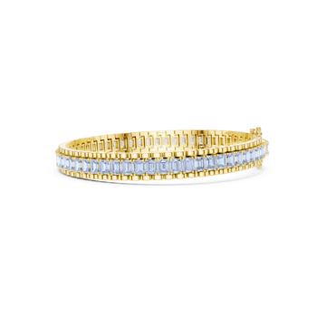 Elegant Emerald Diamond Statement Bracelet
