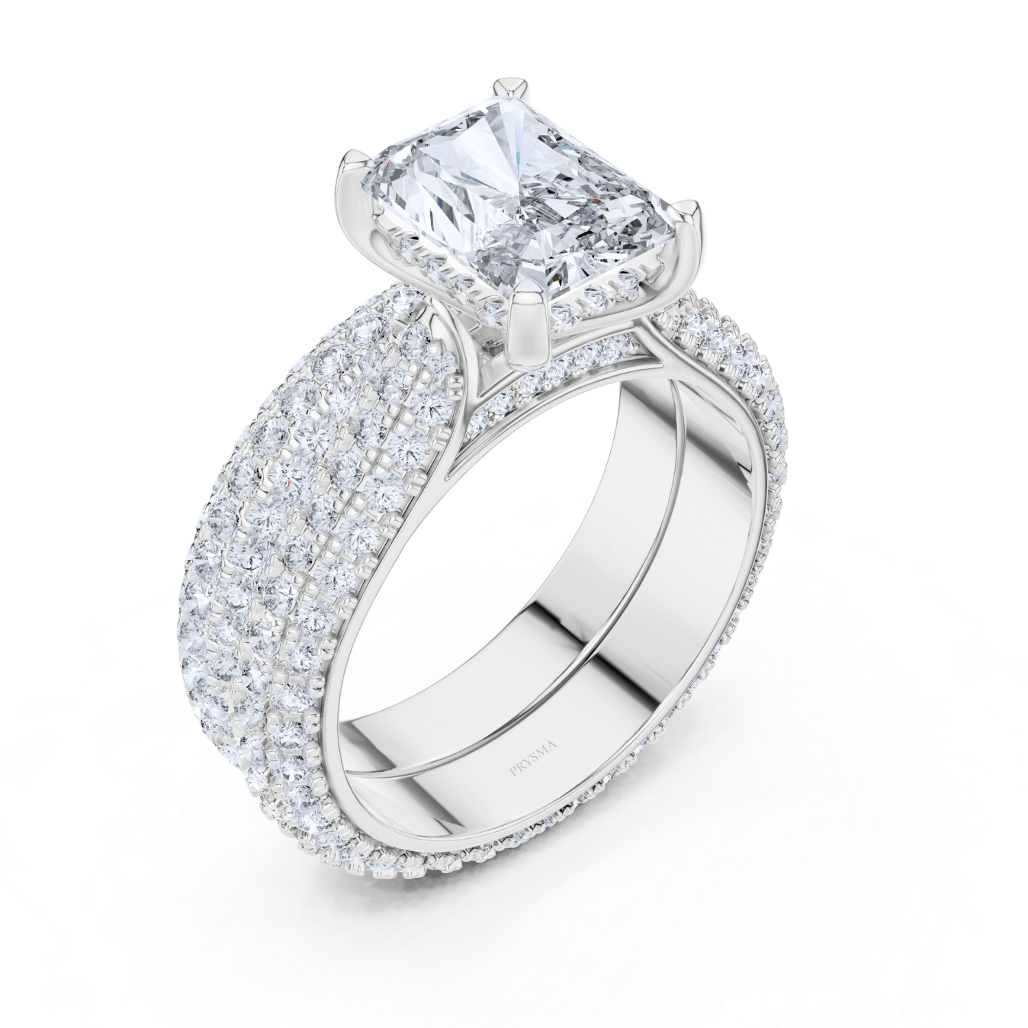 Round Center Stone 4 Prong Pave Diamond