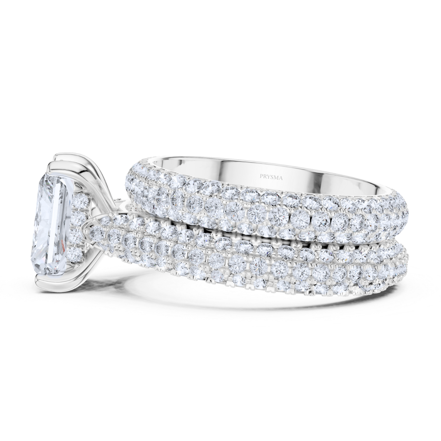 Round Center Stone 4 Prong Pave Diamond