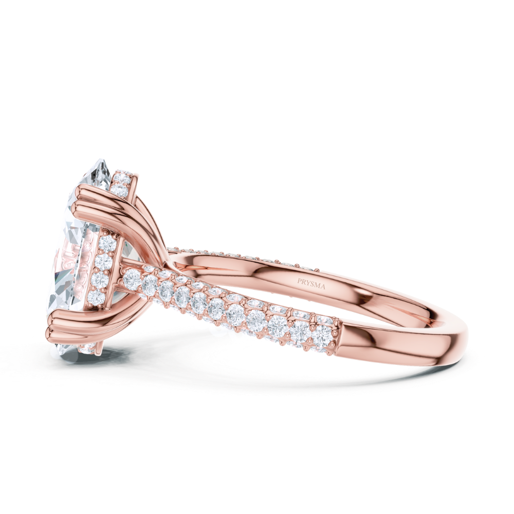 Oval Splendour Pavé Ring