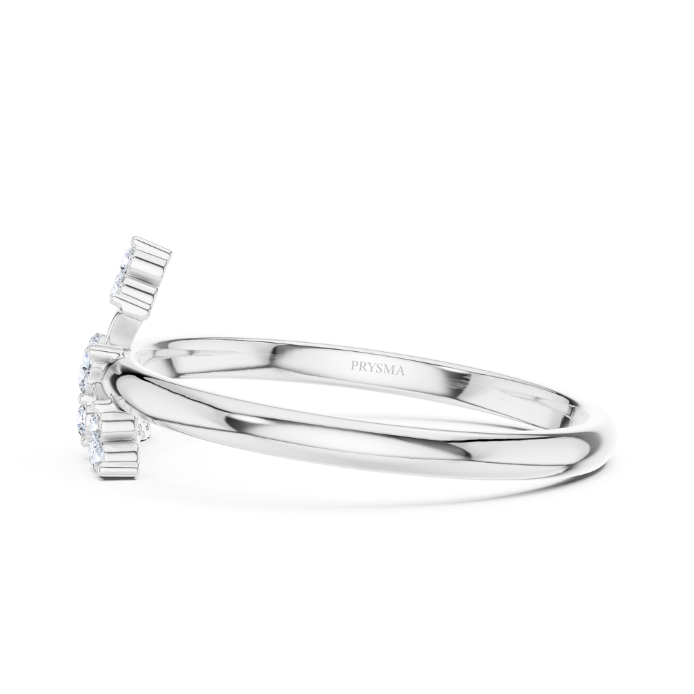 Regal Radiance Fleur Diamond Ring