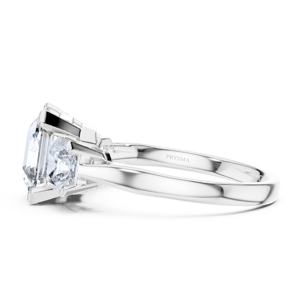 Grand Luminaire Three-Stone Ring
